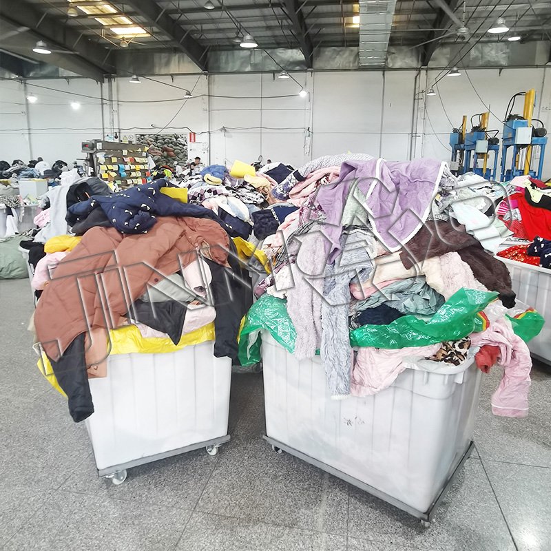 factory wholesale bulk grade A B mixed ukay bales autumn lady round neck sweater cotton thin used clothes