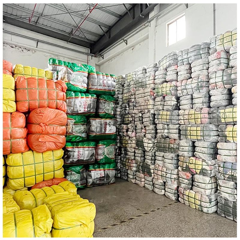 china factory direct supplier of bales mixed crop top summer casual cotton graphic crop top women used clothes
