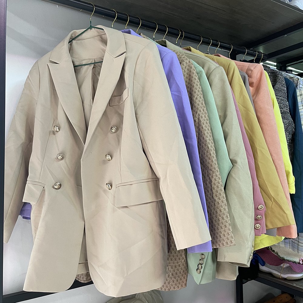 Quality wholesale used blazer bales cheap price ladies blazers trendy second hand suit women jacket used clothes