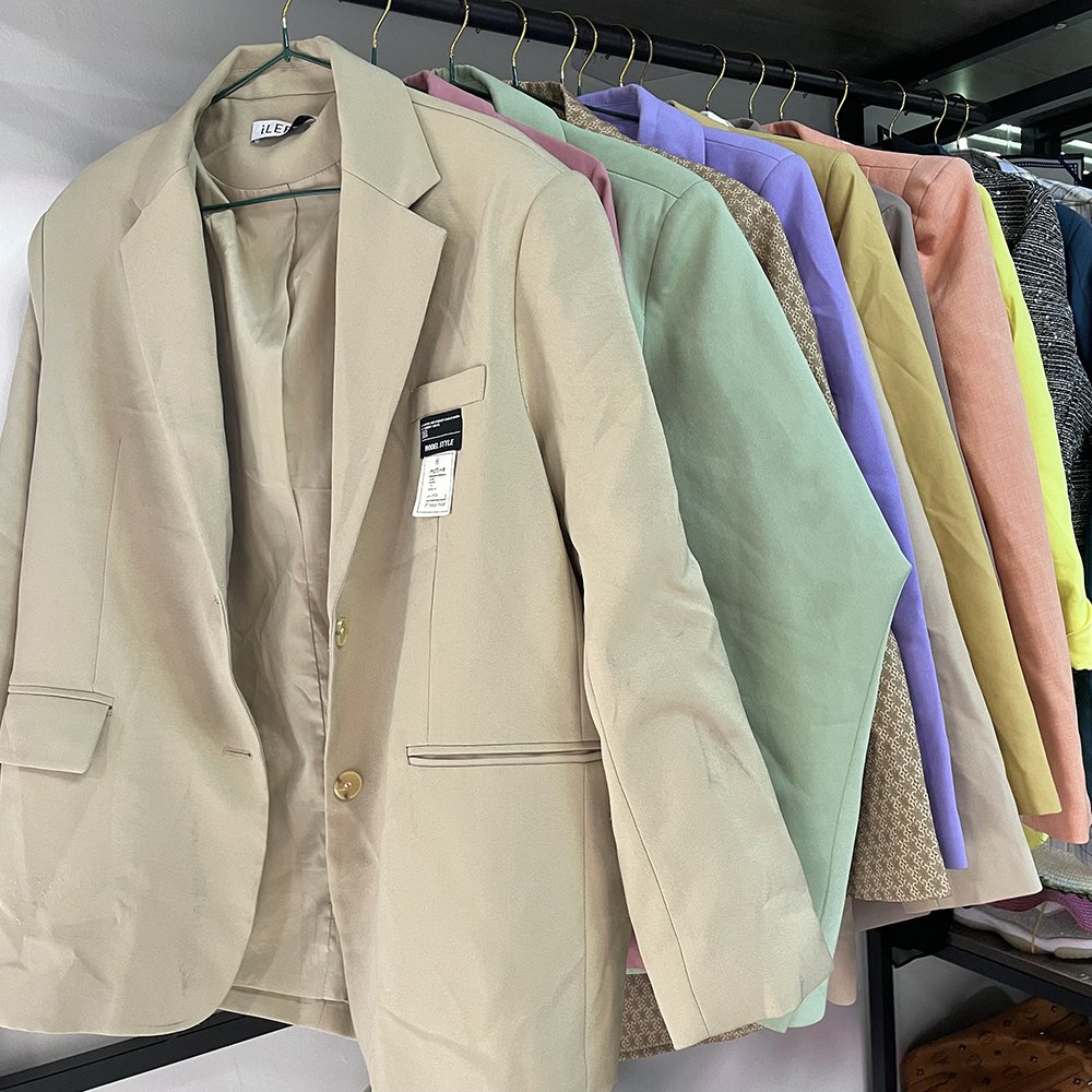 Fall Used Clothing For Women Ladies Winter Long Sleeve Used Coat 50kg 100kg Used Clothes Bales