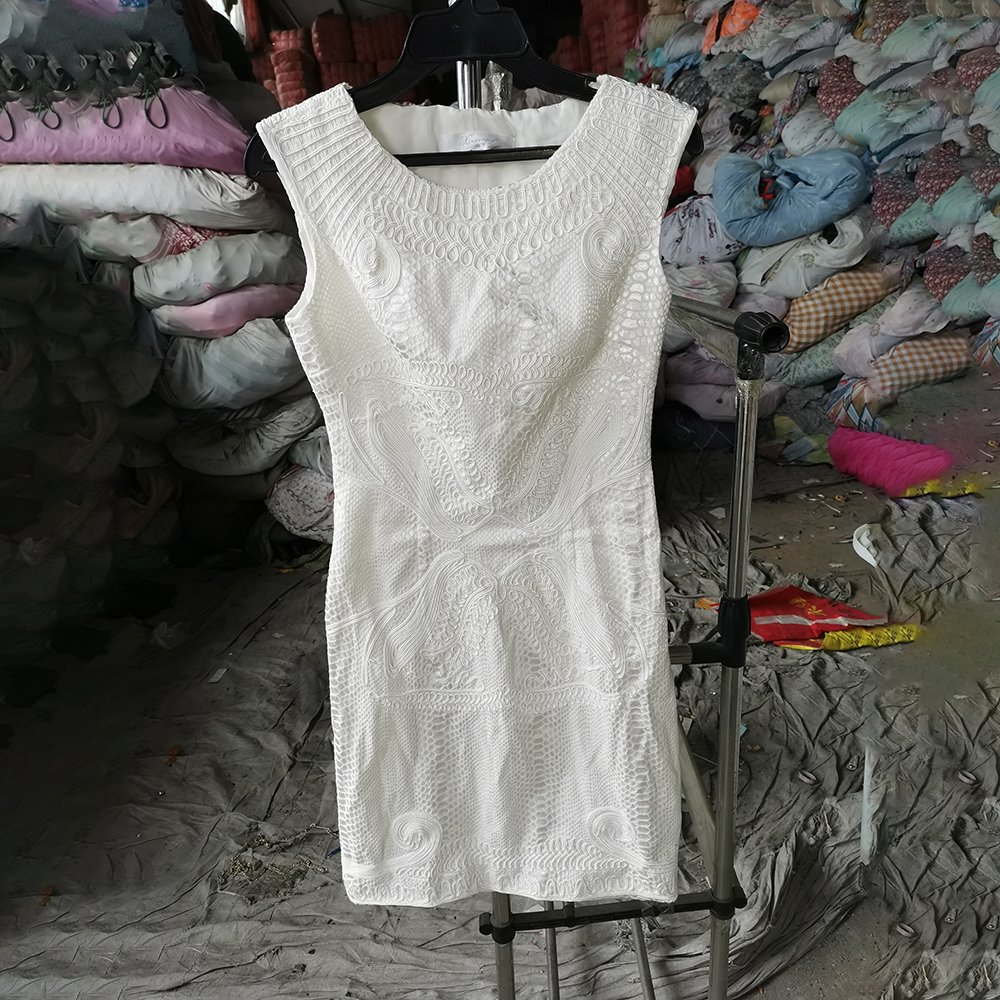 Wholesale Second-Hand Clothing from China Factory Mixed Trousers and Shoes in Bales