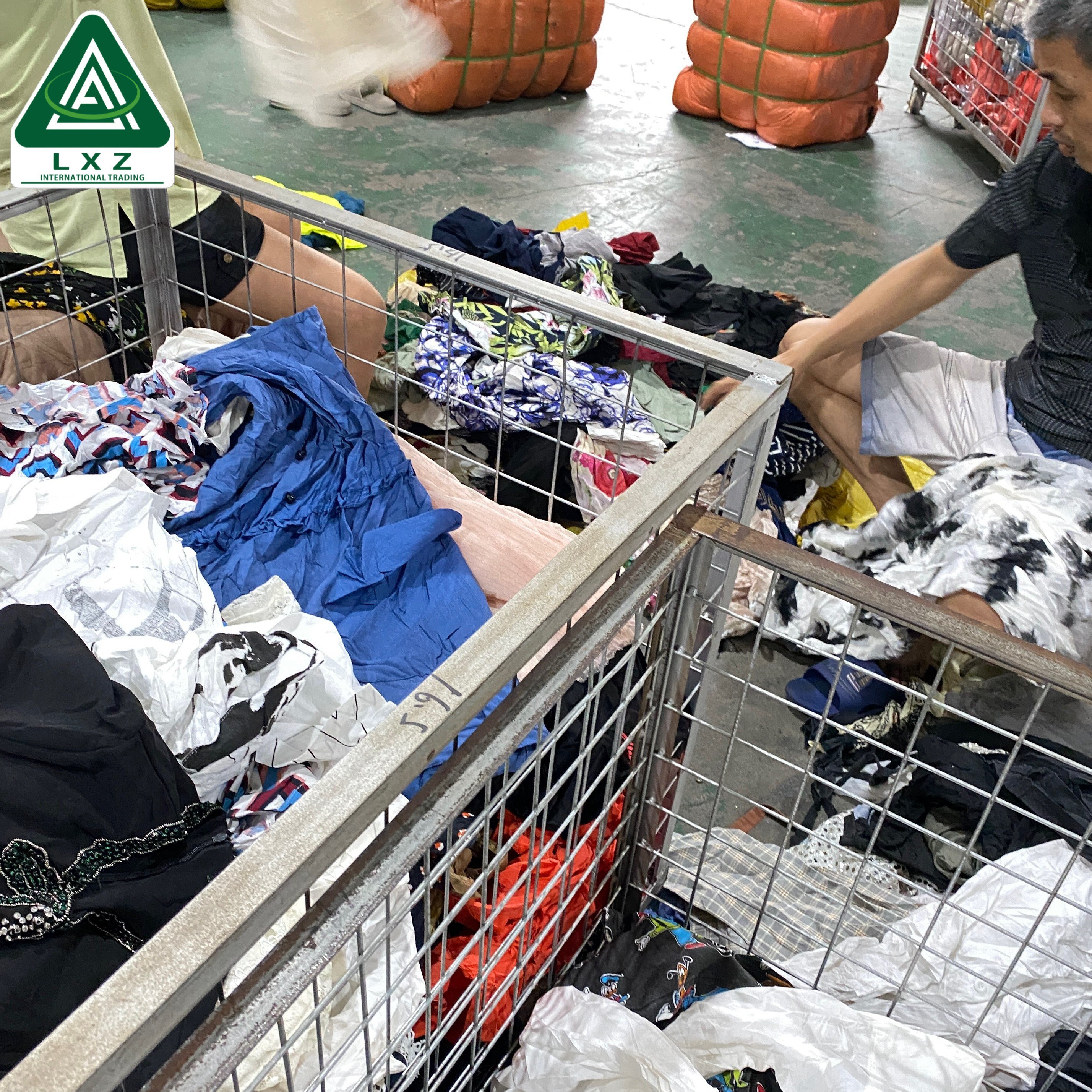 mixed used clothes bales second hand clothes bales Ukay Preloved clothes wholesale