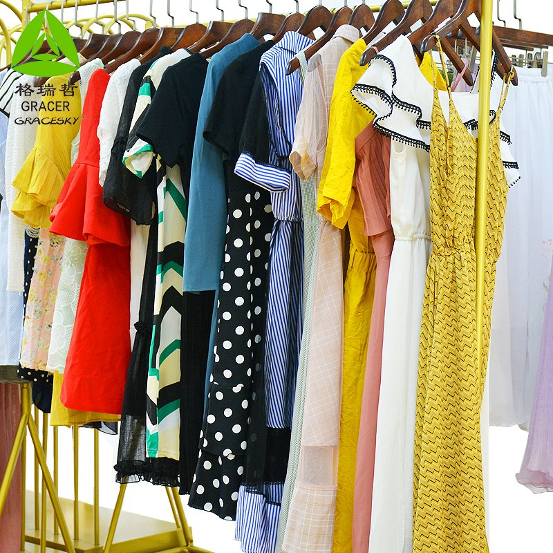Factory Brand Clothing Korean Bales 100kgs Vip Dress Ukay Bundle Used Clothes