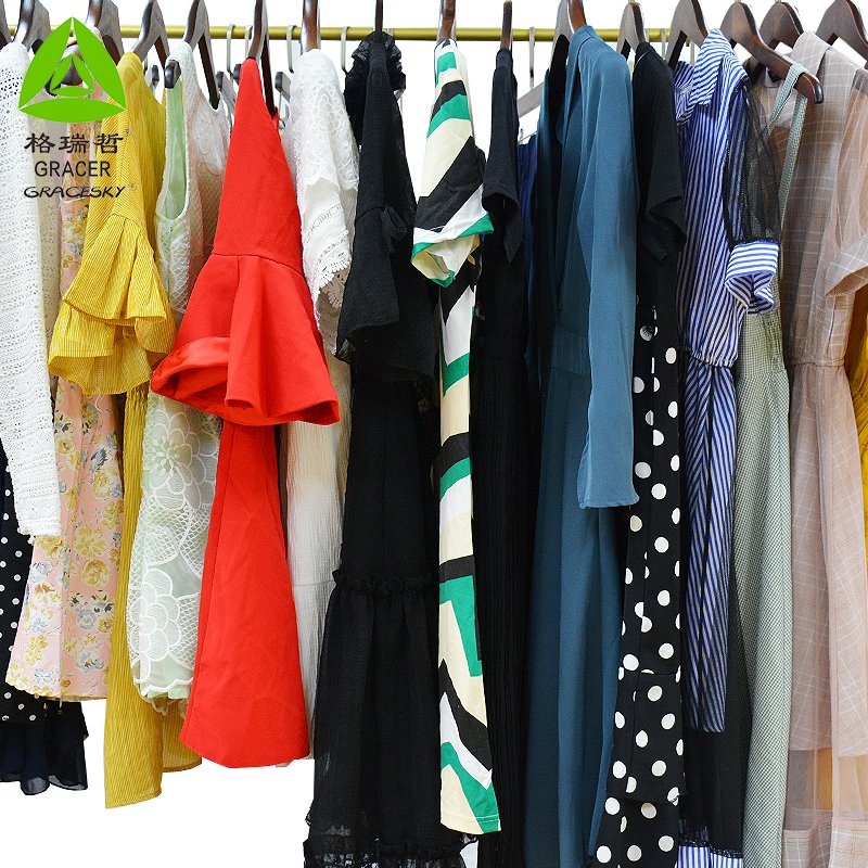 Factory Brand Clothing Korean Bales 100kgs Vip Dress Ukay Bundle Used Clothes