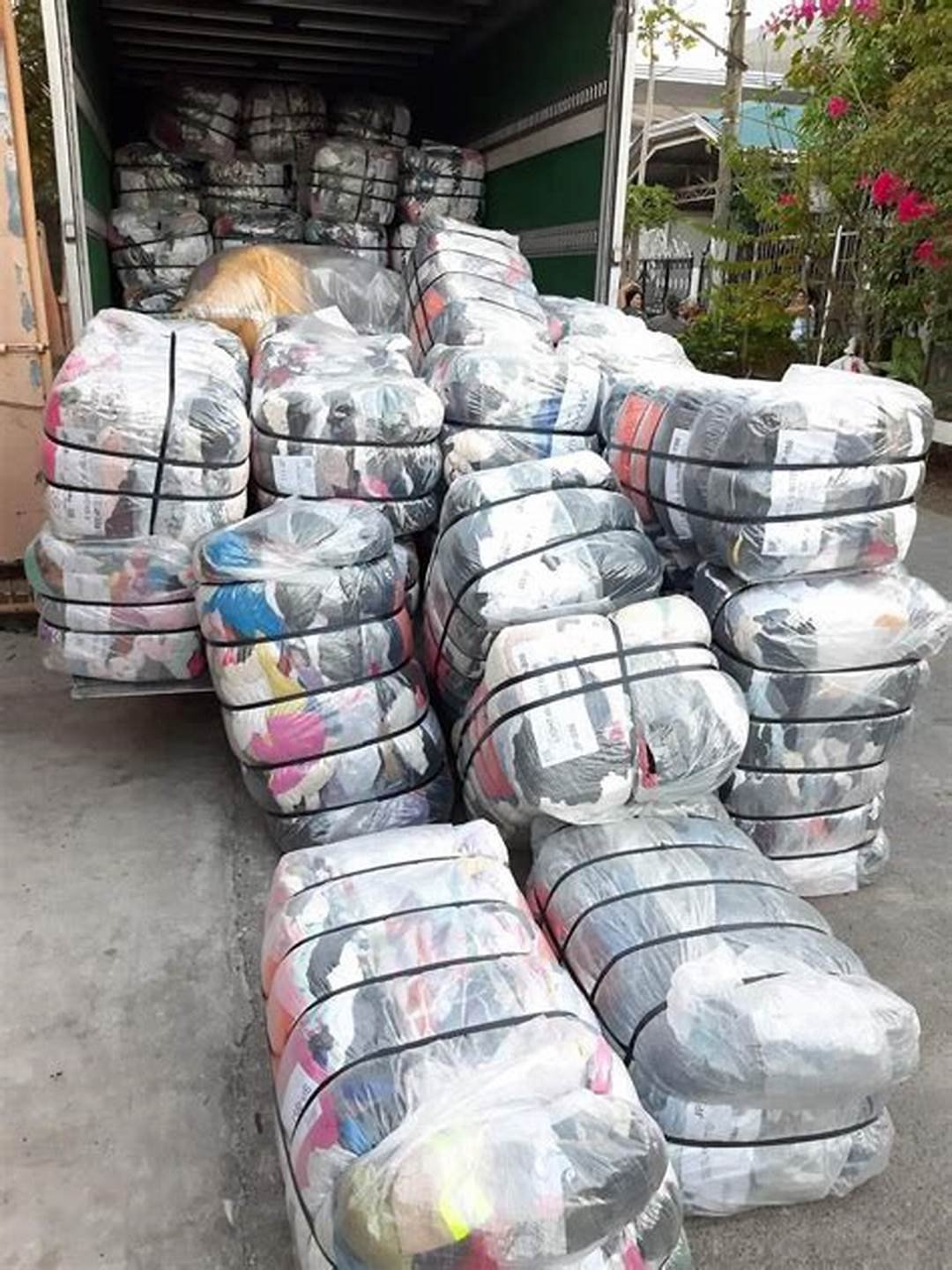 Secondhand Supplier Wholesale High Quality Branded Korean Bea Mixed Kids Second Hand Clothing Used Clothes bales