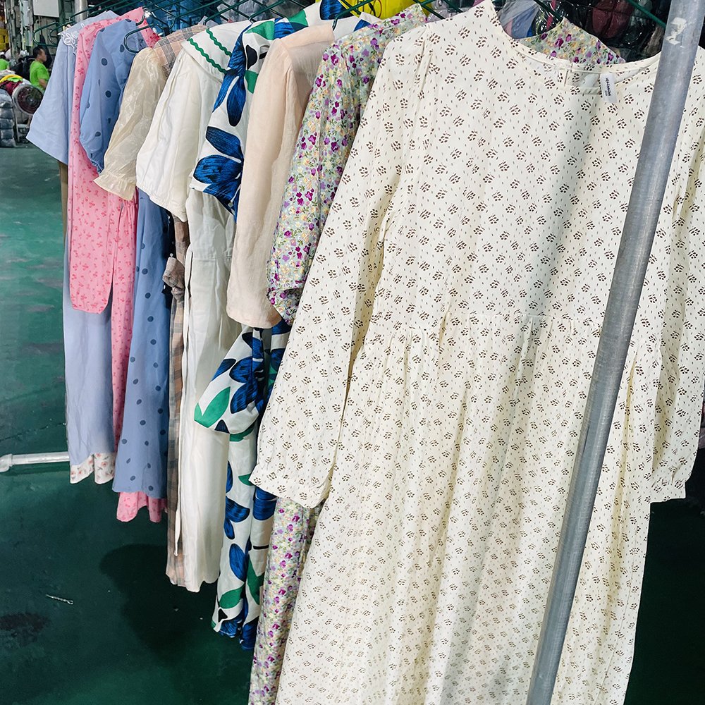 Second hand fashion high waist casual summer cotton long dress in bales wholesale factory used hot sale comfortable skirt