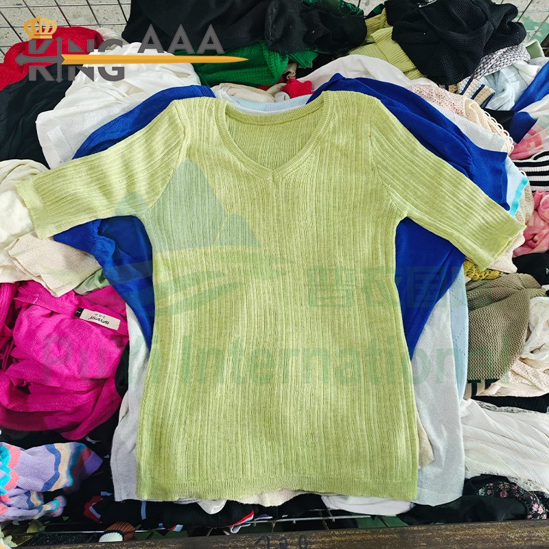 Hight Quality Second Hand Sweater Short Sleeve Fashion Knitted Crop Casual knitting Short Sleeve Sweater Used Clothes Bales