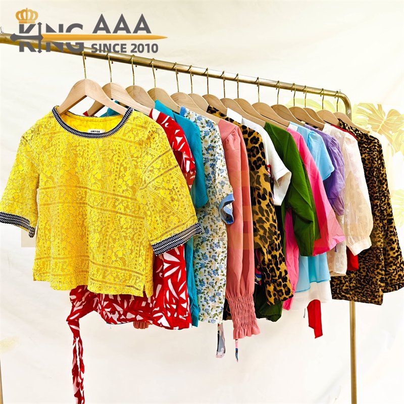 Wholesale Second Hand Clothes Ladies Blouse Crop Top Women Mixed Clothes Used Clothing Ukay Ukay Bales in Bulk Supplier