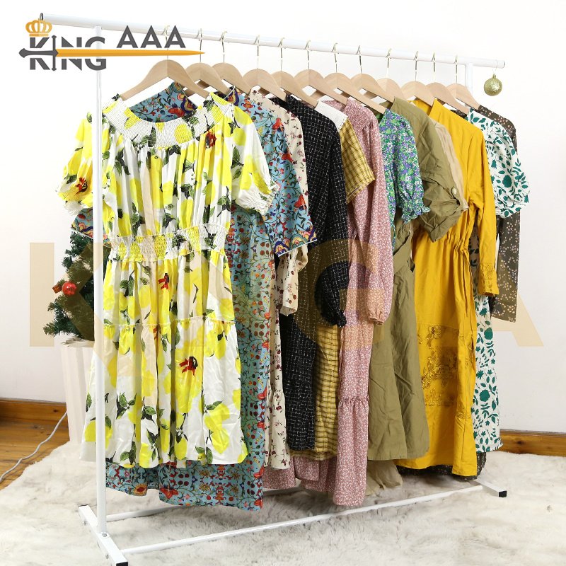 Wholesale Casual Silk Dress Summer Beach Wear Holiday Used Clothes Dresses Summer Second Hand Clothing Women Dress