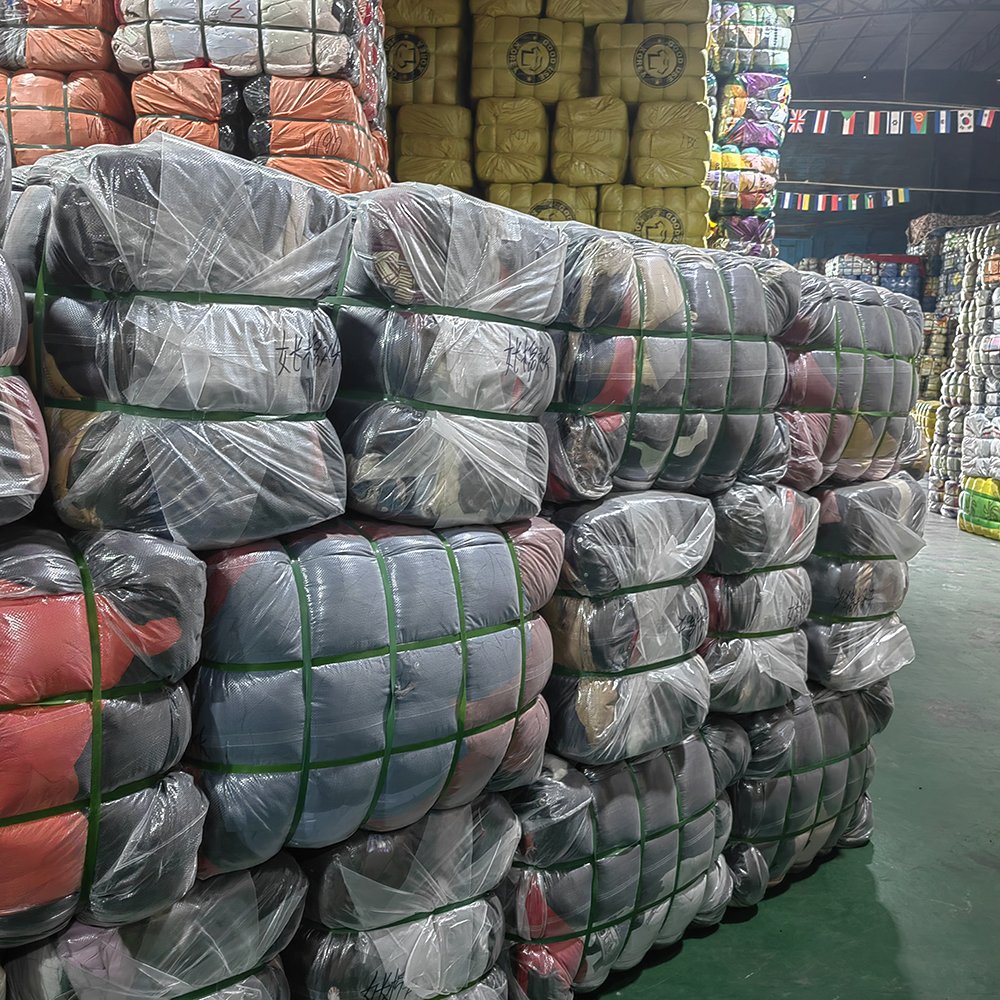 Wholesale Used Clothing 100kg Second Hand Clothes bales High quality Mixed Used Clothes For Men and woman