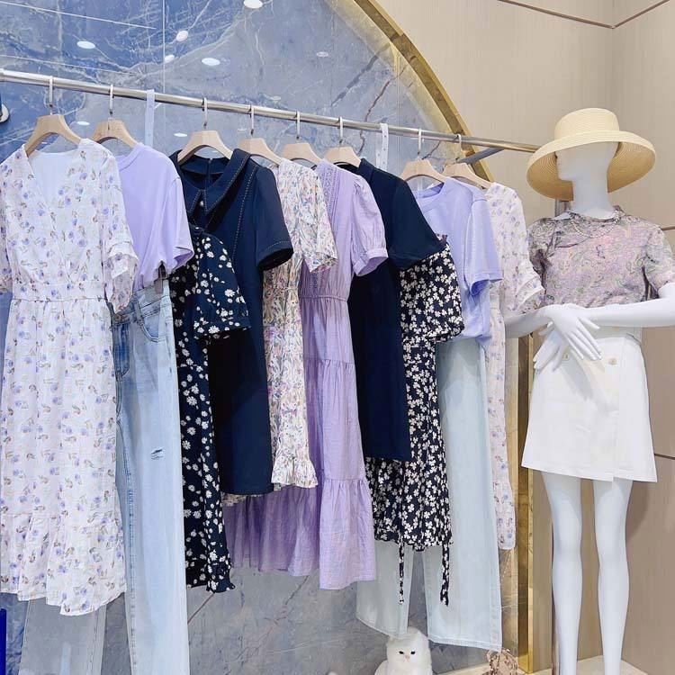 Hot 2024 New Clothes Mix Dresses Brand Discount Women's Clothing Clearance Wholesale New Clothes Stock Clothing