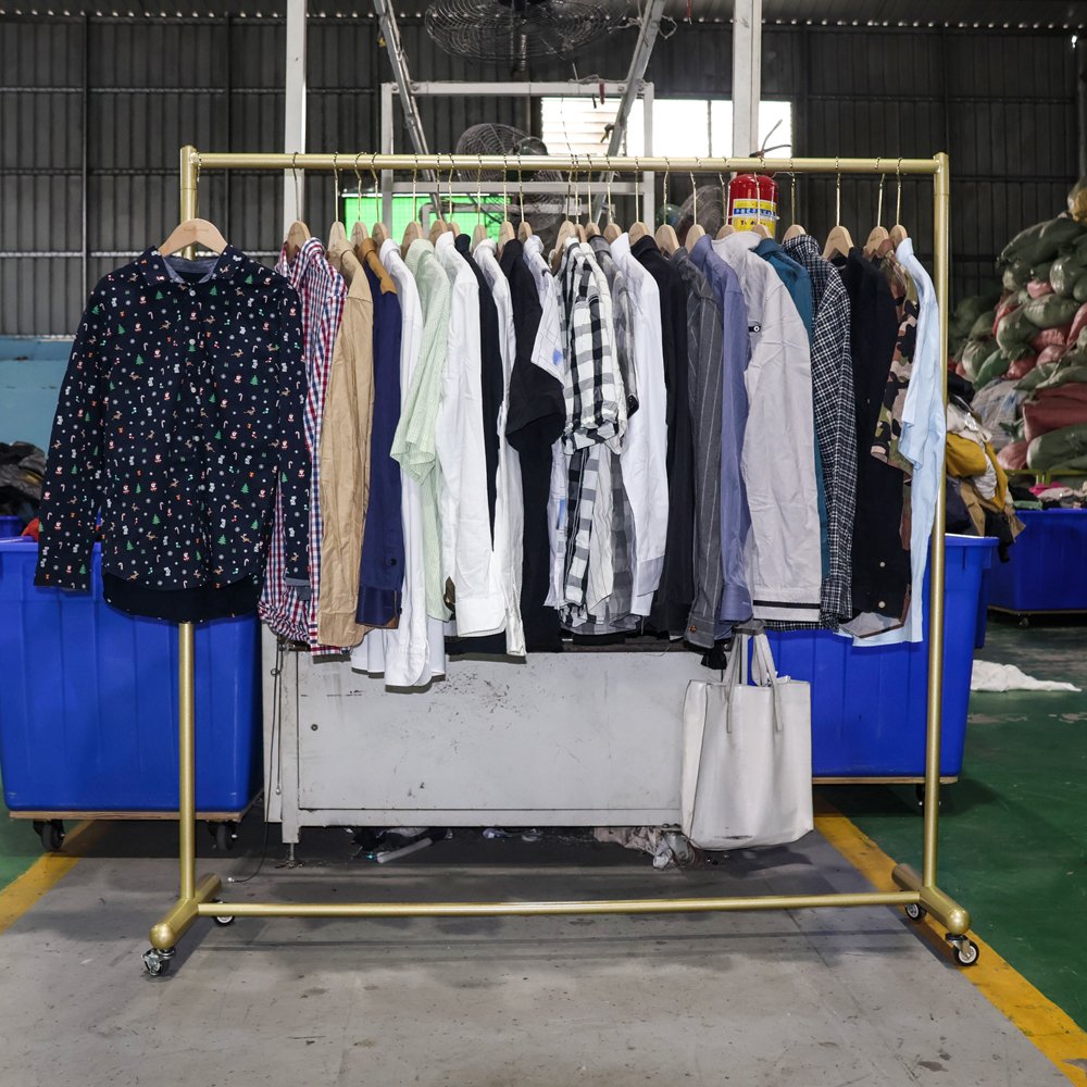 Hot Sale Premium Vintage Men Shirt Cotton Second Hand Summer Top Ukay Bale Trendy Used Clothes for Adults