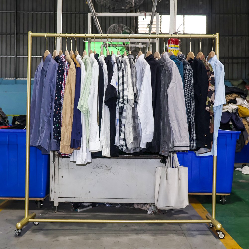 Hot Sale Premium Vintage Men Shirt Cotton Second Hand Summer Top Ukay Bale Trendy Used Clothes for Adults