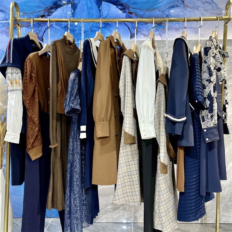LOW MOQ wholesale Cheap womens clothes bulk clothing shipping shop wholesale clothing tops dress Used Clothes