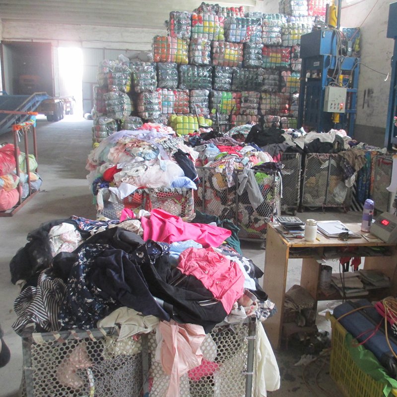 Wholesale clean fashion korea second hand clothes used clothing in china custom bales