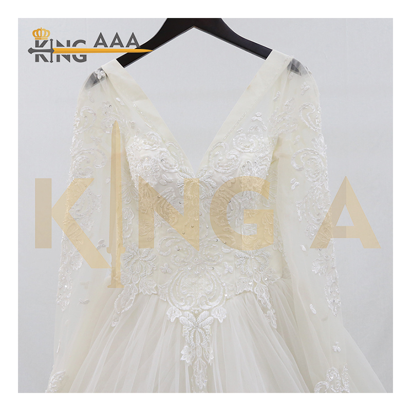 Deluxe dress used clothes 100kg per bale second hand ladies Wedding Dress