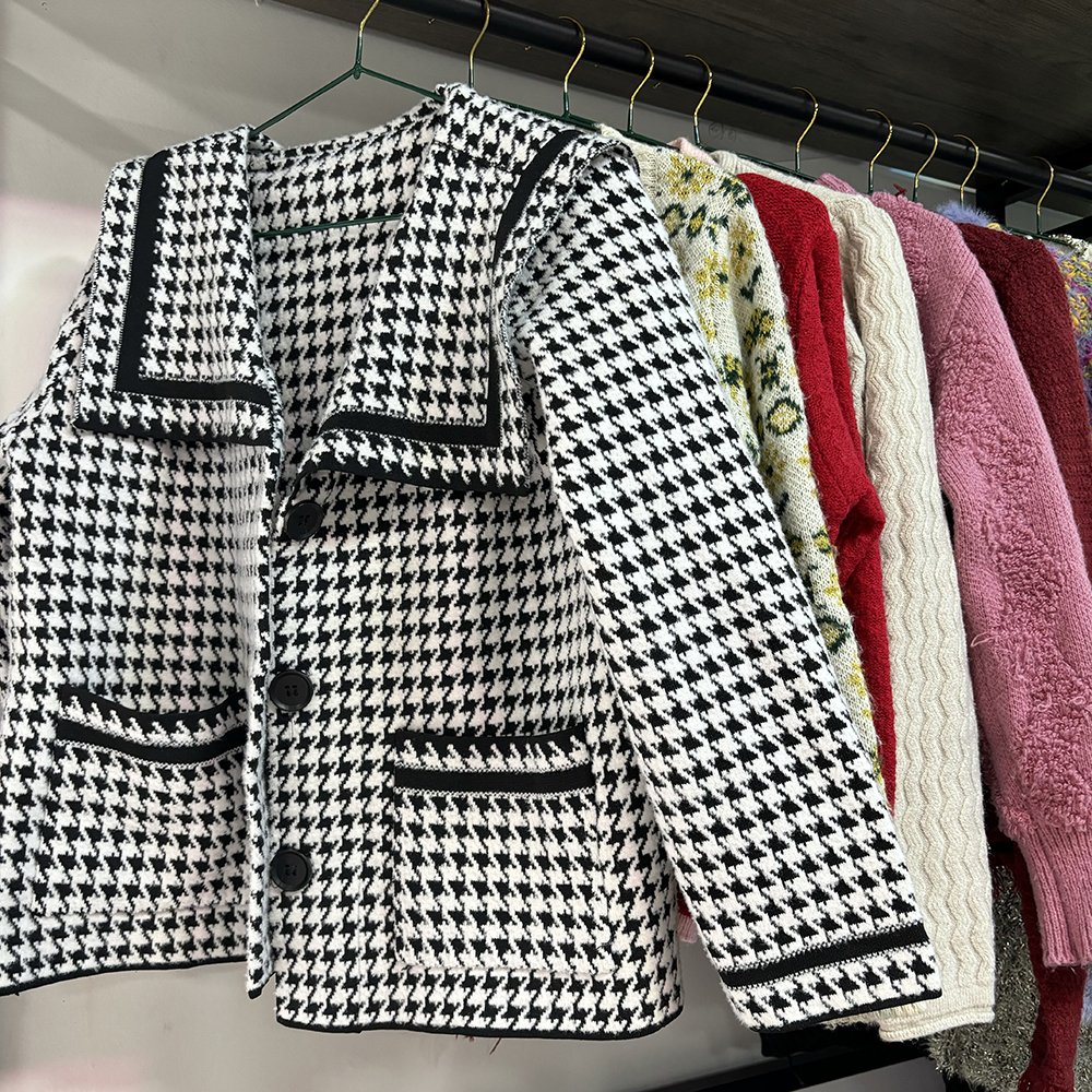 fashion korean used winter thick model sweater women plain knitted cardigan used women winter heavy second hand sweaters coat