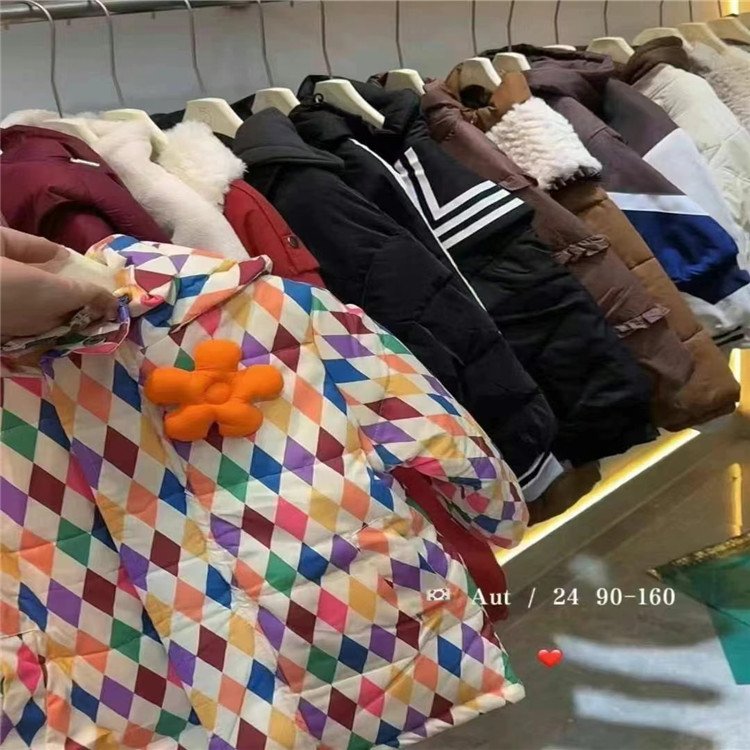 Unisex Thickened Warm Hooded Windbreaker Jacket for Children Winter Padded Kids Wear