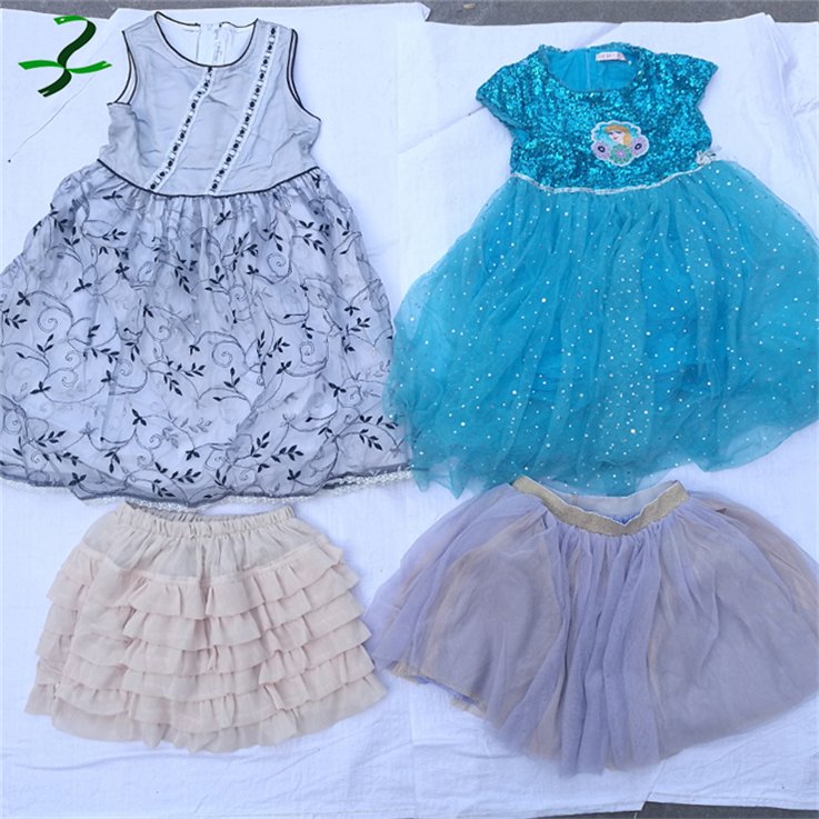 Hot sell bulk wholesale second hand clothes in bales winter unsorted ladies used clothes