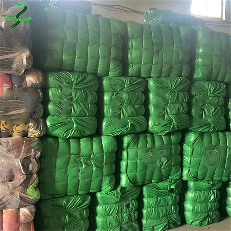 Hot sell bulk wholesale second hand clothes in bales winter unsorted ladies used clothes