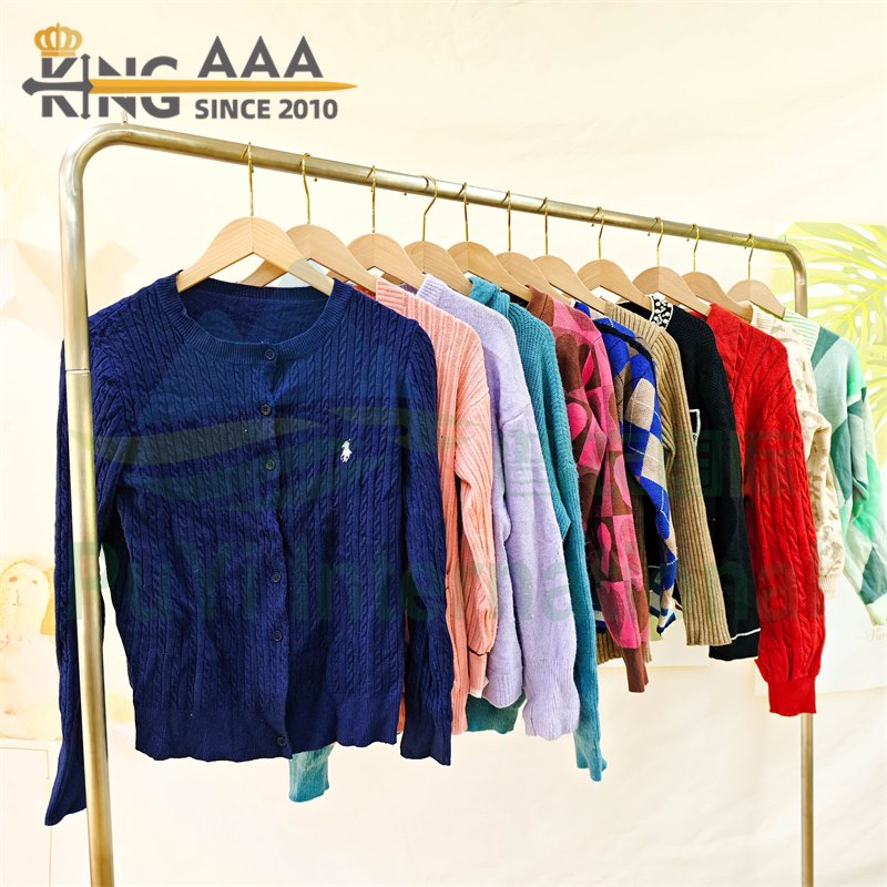 Wholesale High Quality Winter Ladies Sweater Thick Long Sleeve Knitted Wear Sweater Used Clothing Used Clothes Bales
