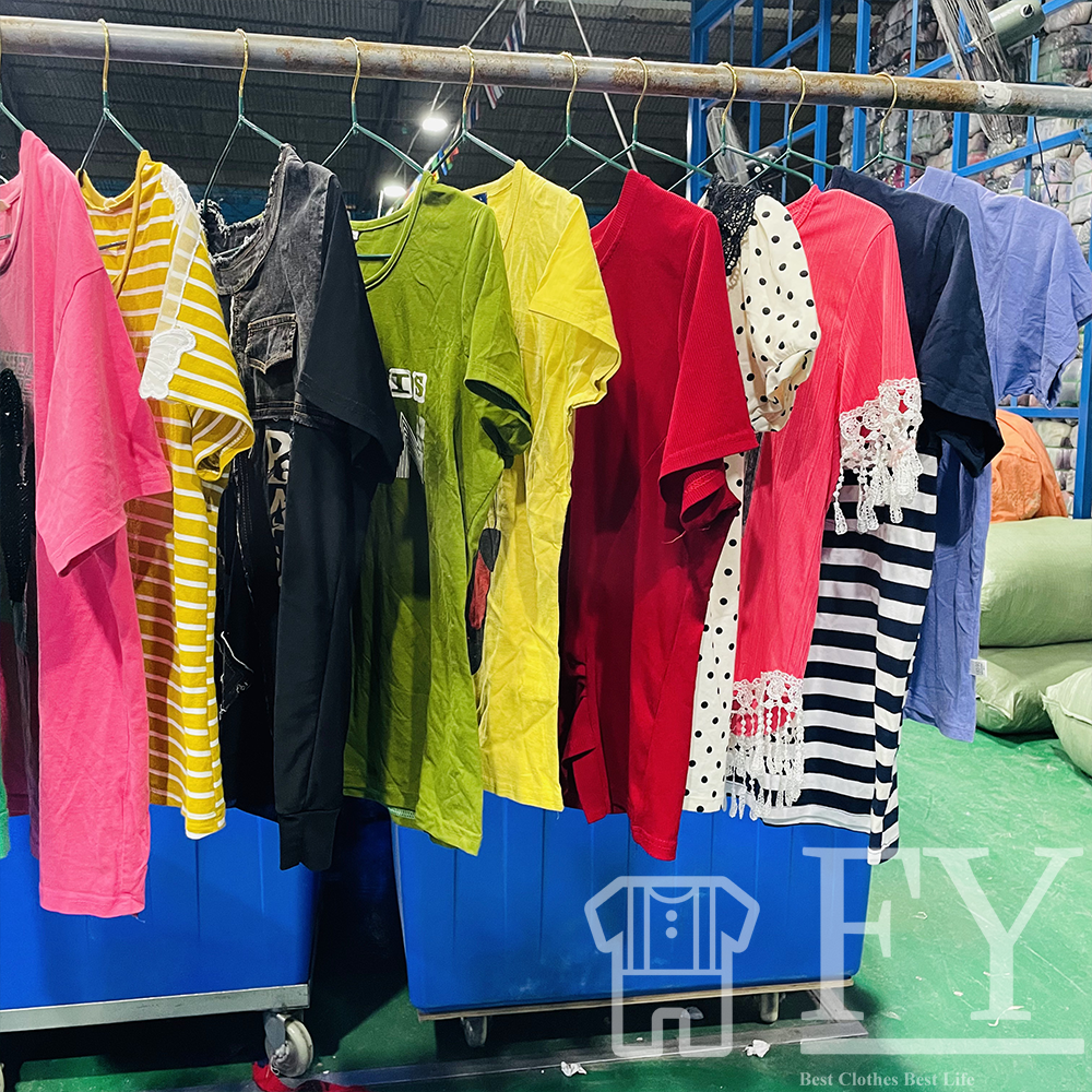 FengYang Supplier Cheap Women Clothing T-Shirt Swimwear Sweater Stock Clothes Second Hand Clothes Womens Dress Used Clothes