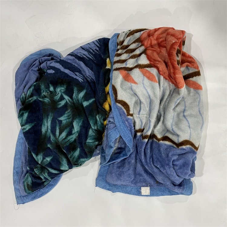 used clothes bales preloved quality blanket second-hand thick blankets mix sell by klgs