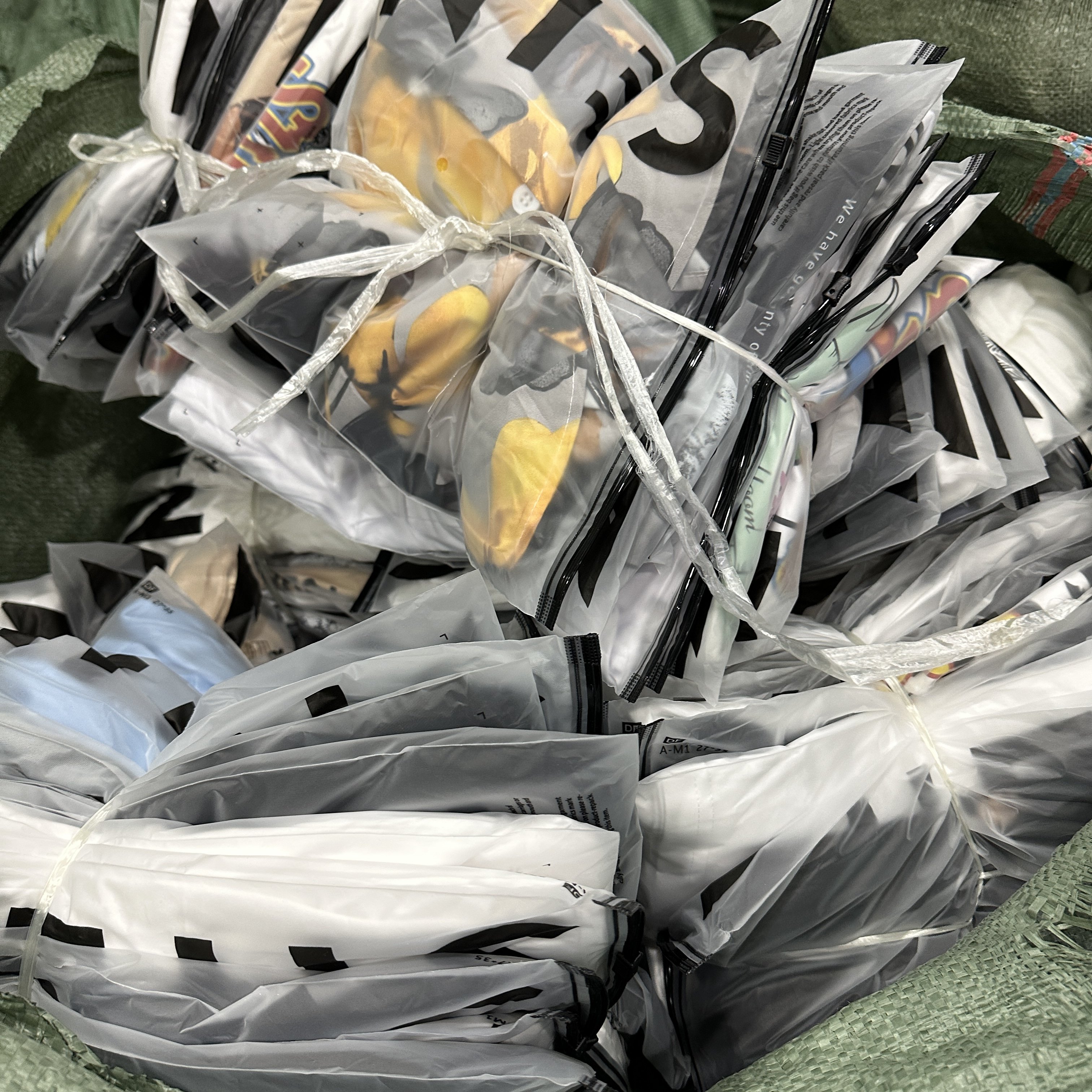 High Quality Second Hand brand Clothes Bundle Used Clothing Fashion Dress Mixed Cloth Bale Used Women's Clothes Wholesale