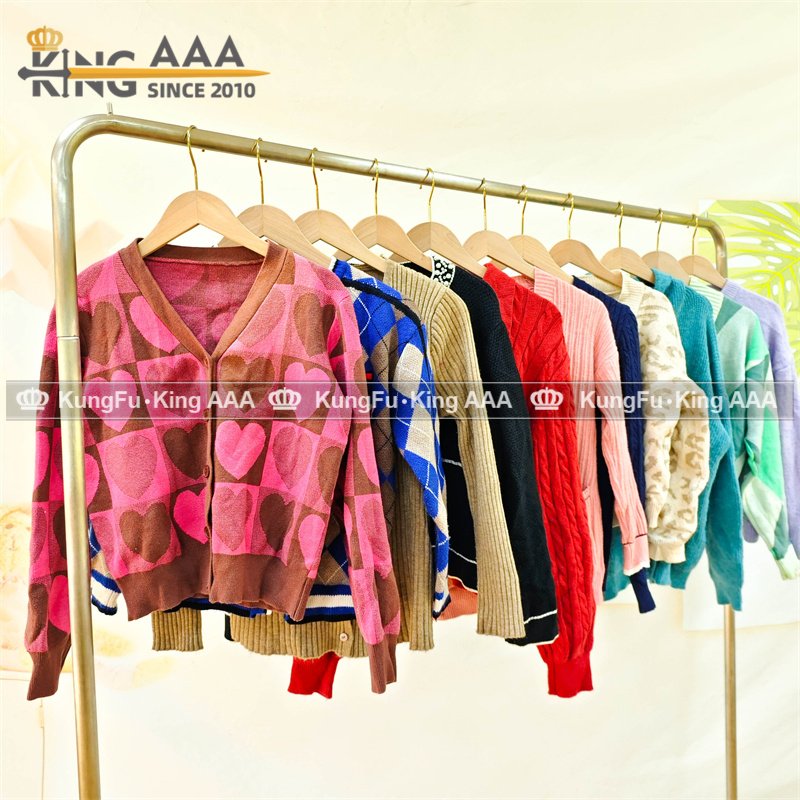 KINGAAA thick short cardigan knitted sweater used ladies clothes clothes bales mixed used clothing second hand sweaters
