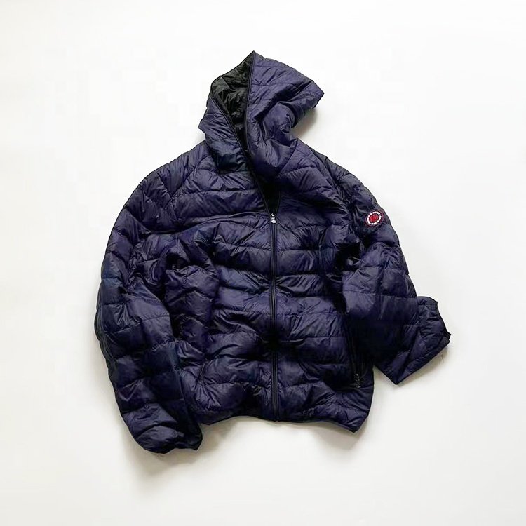 Factory sell bale sort mix winter down coat second hand men knitting shirt with neck original used clothing