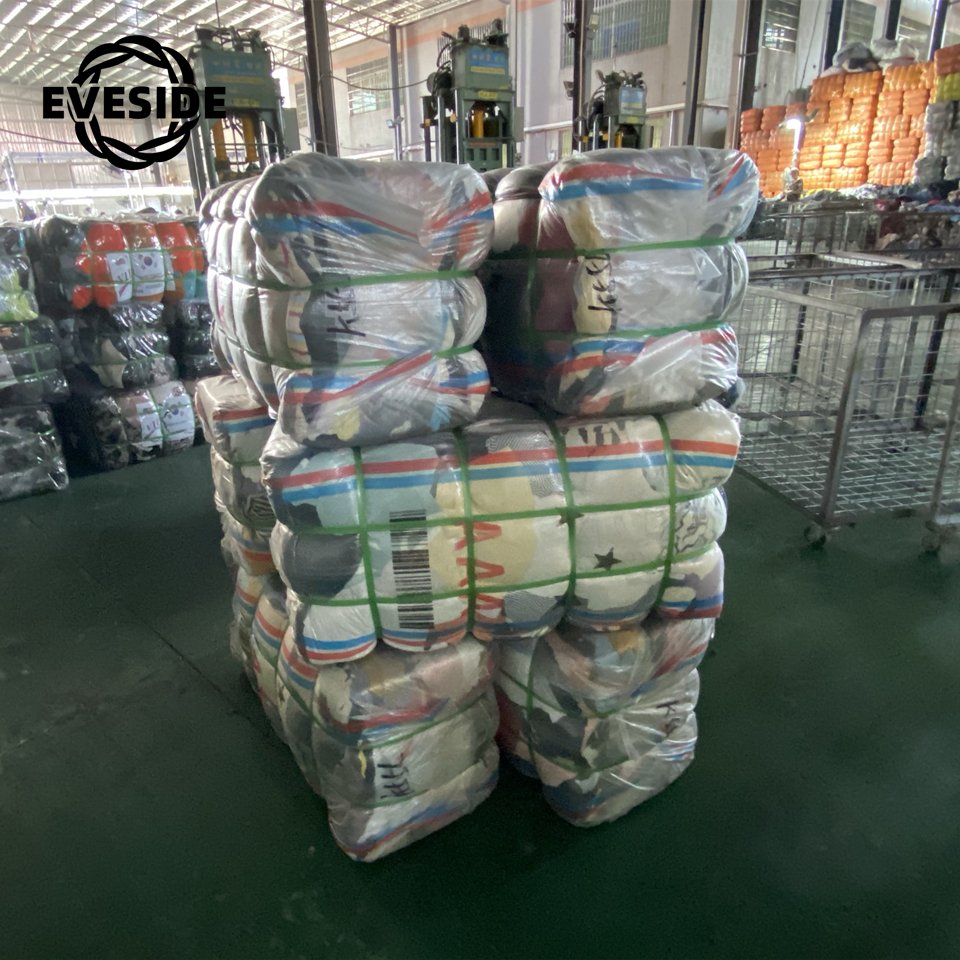 Japan bales 45kg hoodies jeans bale men baby bangkok branded dubai clothes bundle mixed used clothing