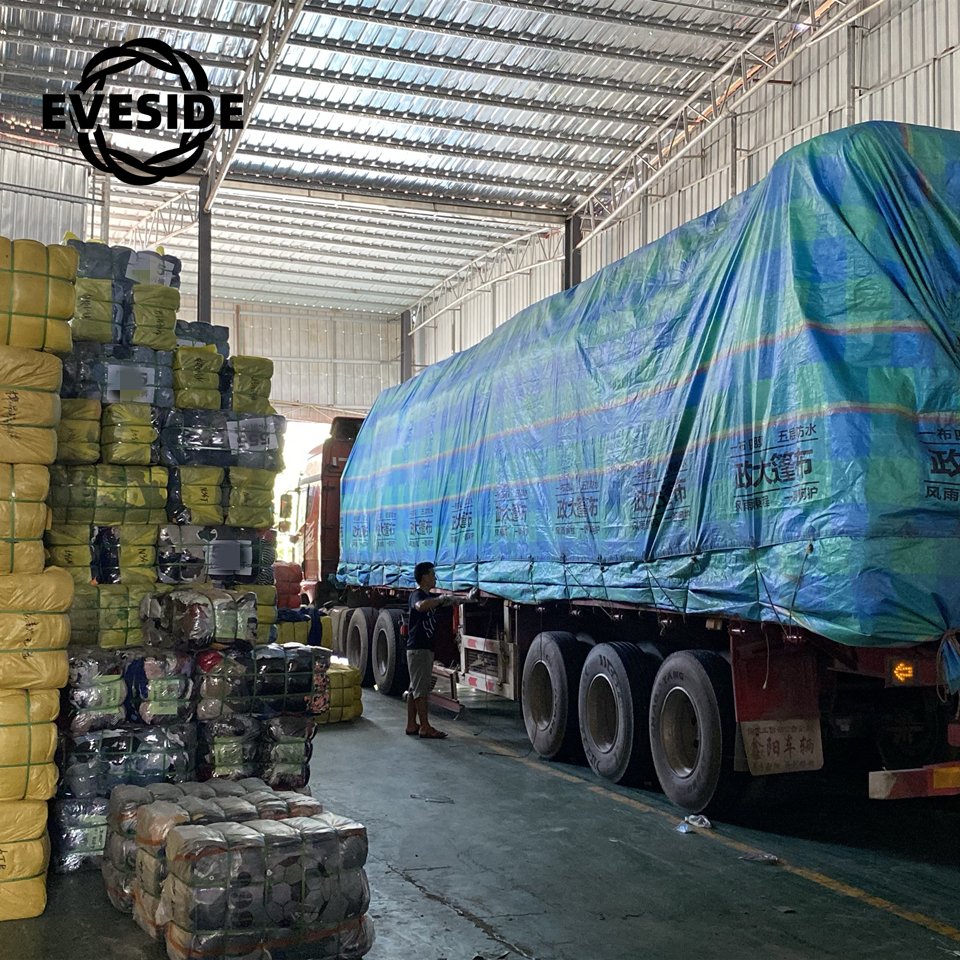 Japan bales 45kg hoodies jeans bale men baby bangkok branded dubai clothes bundle mixed used clothing