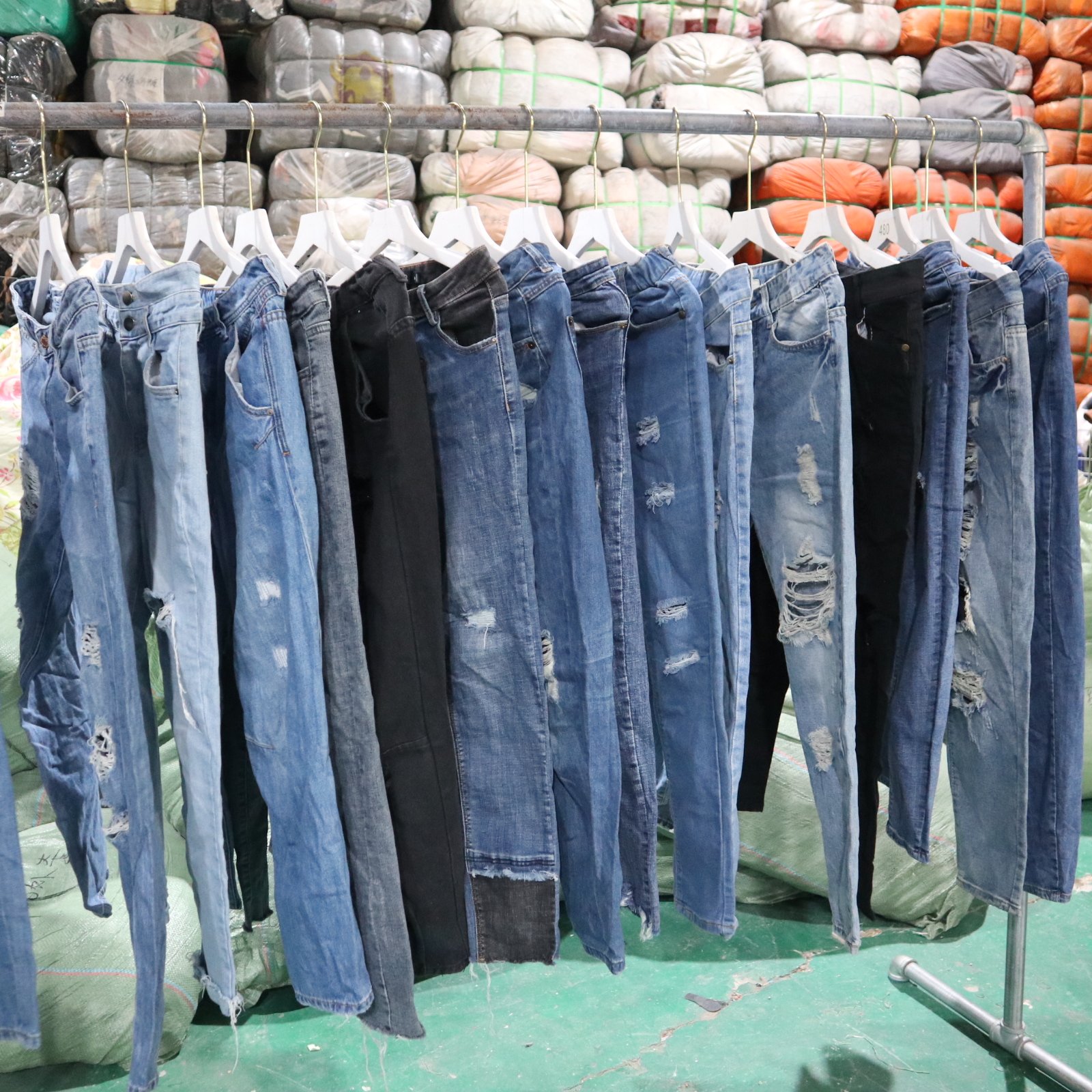 Used clothes bales china used jeans pants ripped used bags bales second hand denim ripped jeans pants