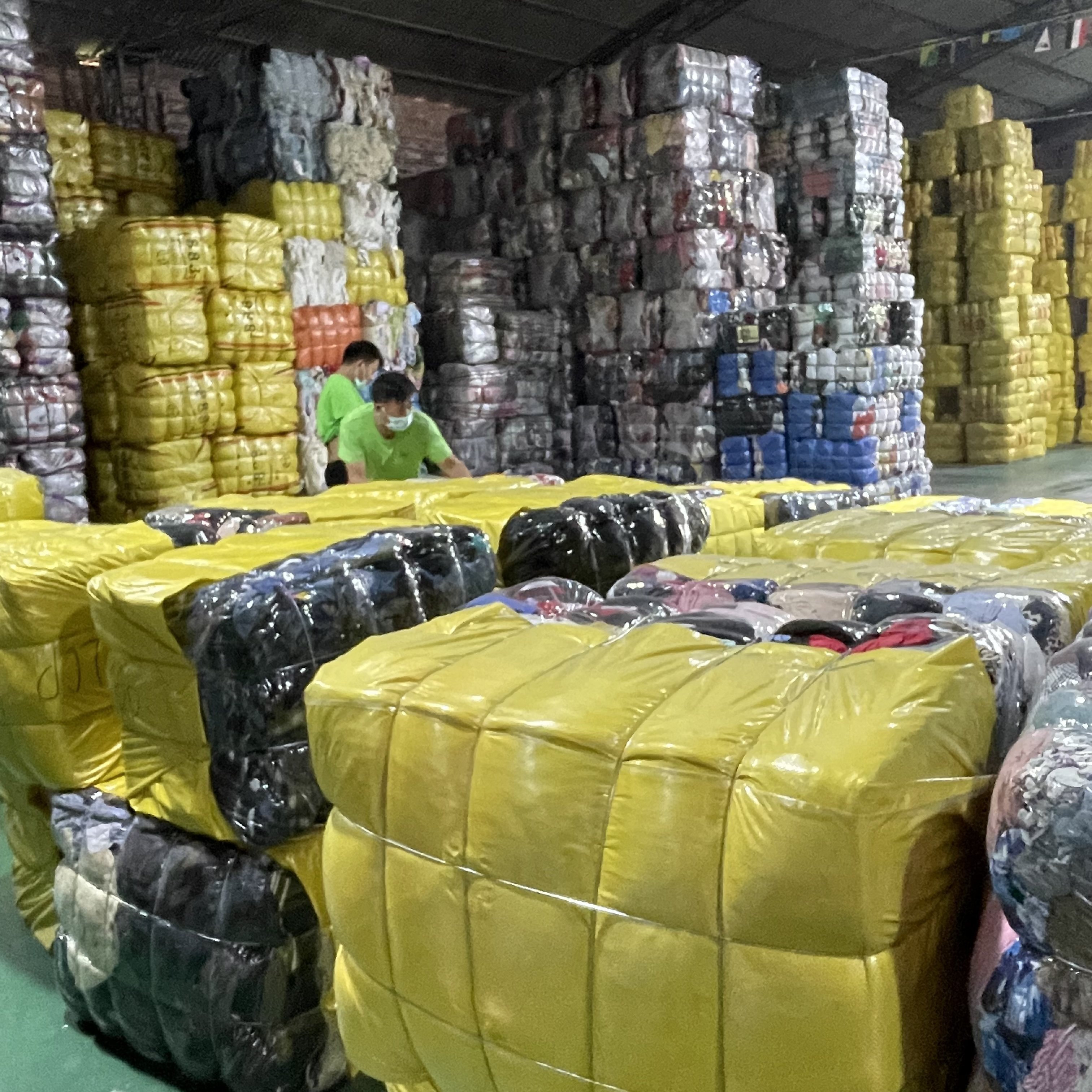 Fashionable Korean style old clothes with rich colors bundles weighing 45 kg 58 kg best-selling in Philippines Thailand Vietnam