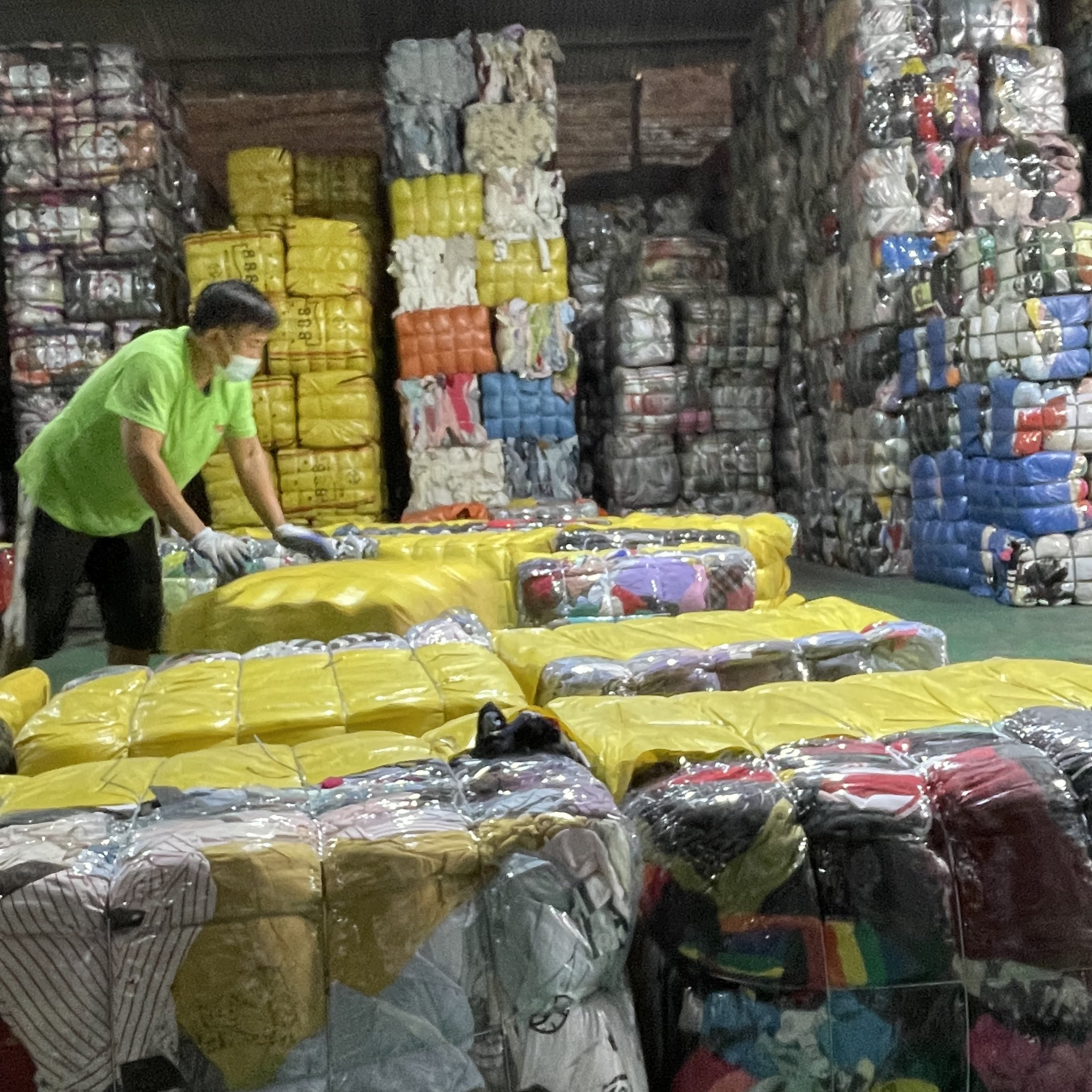 Fashionable Korean style old clothes with rich colors bundles weighing 45 kg 58 kg best-selling in Philippines Thailand Vietnam