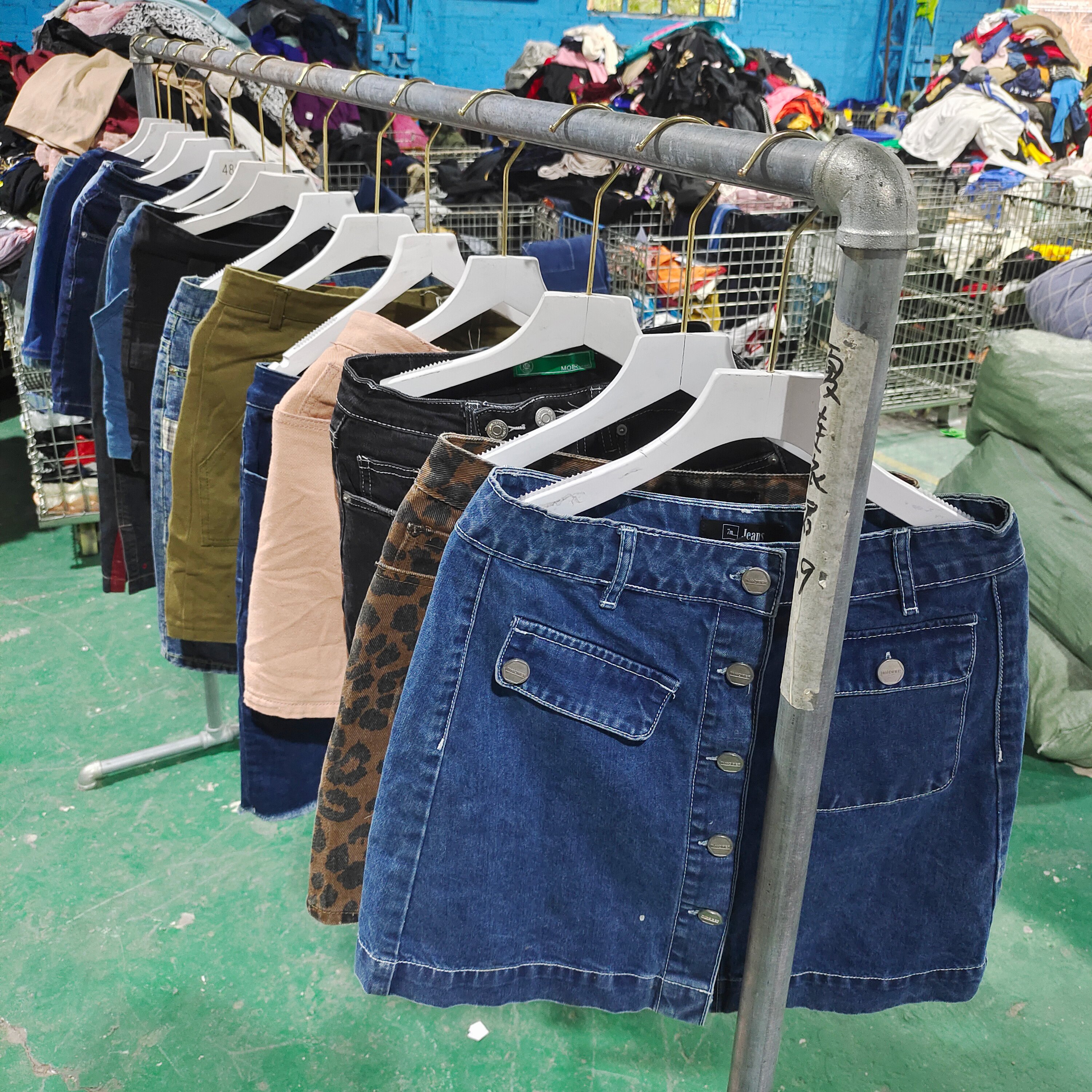 Fashionable Korean style old clothes with rich colors bundles weighing 45 kg 58 kg best-selling in Philippines Thailand Vietnam
