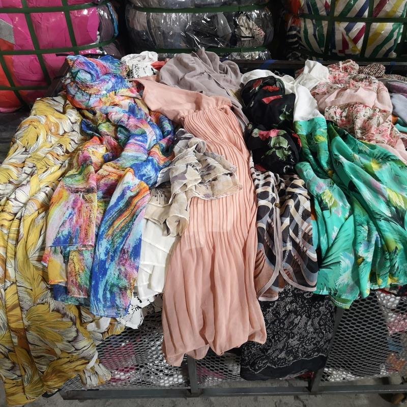 Second Hand Bulk Items Wholesale Lots Used Women Lace Chiffon Printing Slip Dress Elegant Casual Summer ukay ukay bales