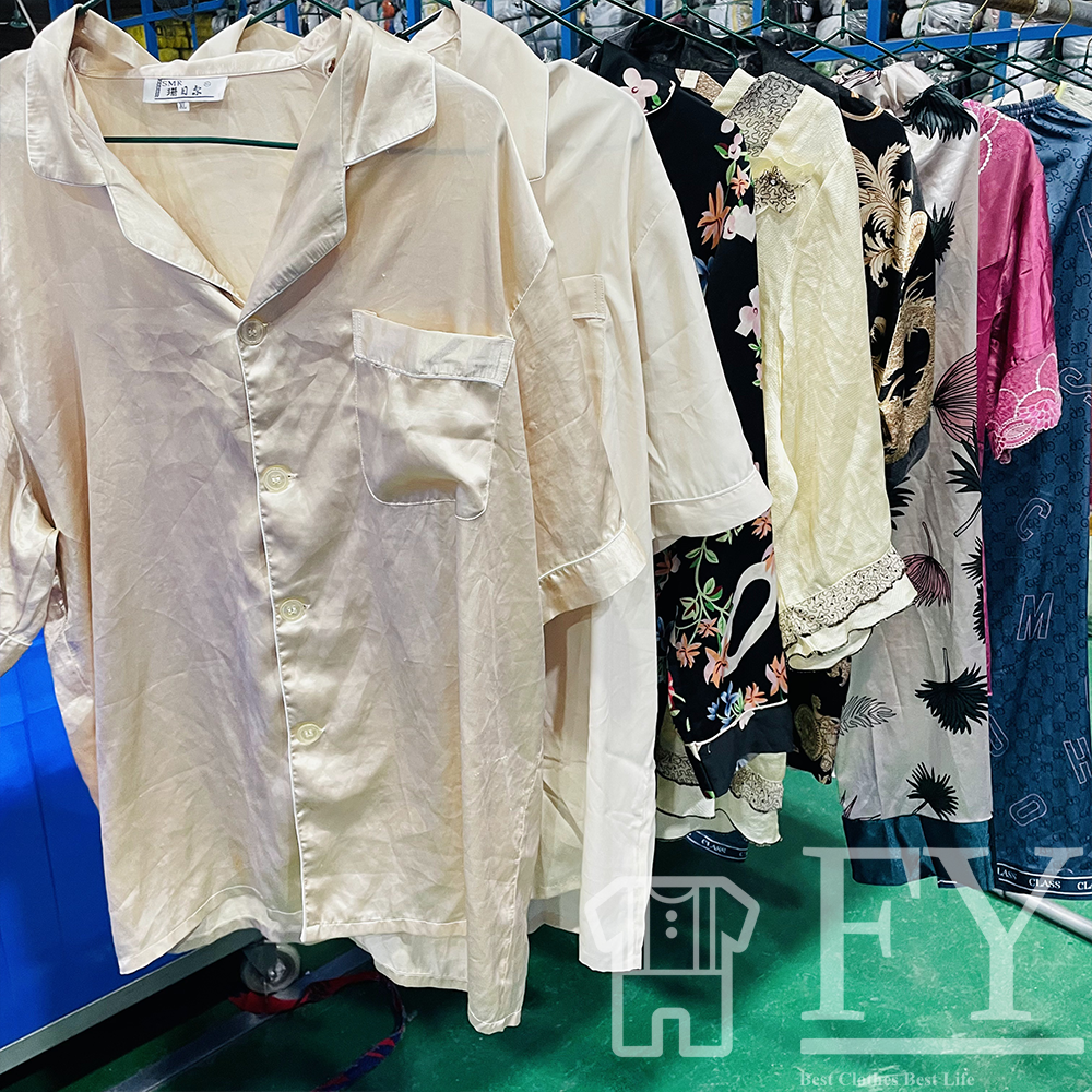 FengYang top grade popular silk womens sleepwear women used clothes bales mixed used clothing second hand nightwear pyjamas