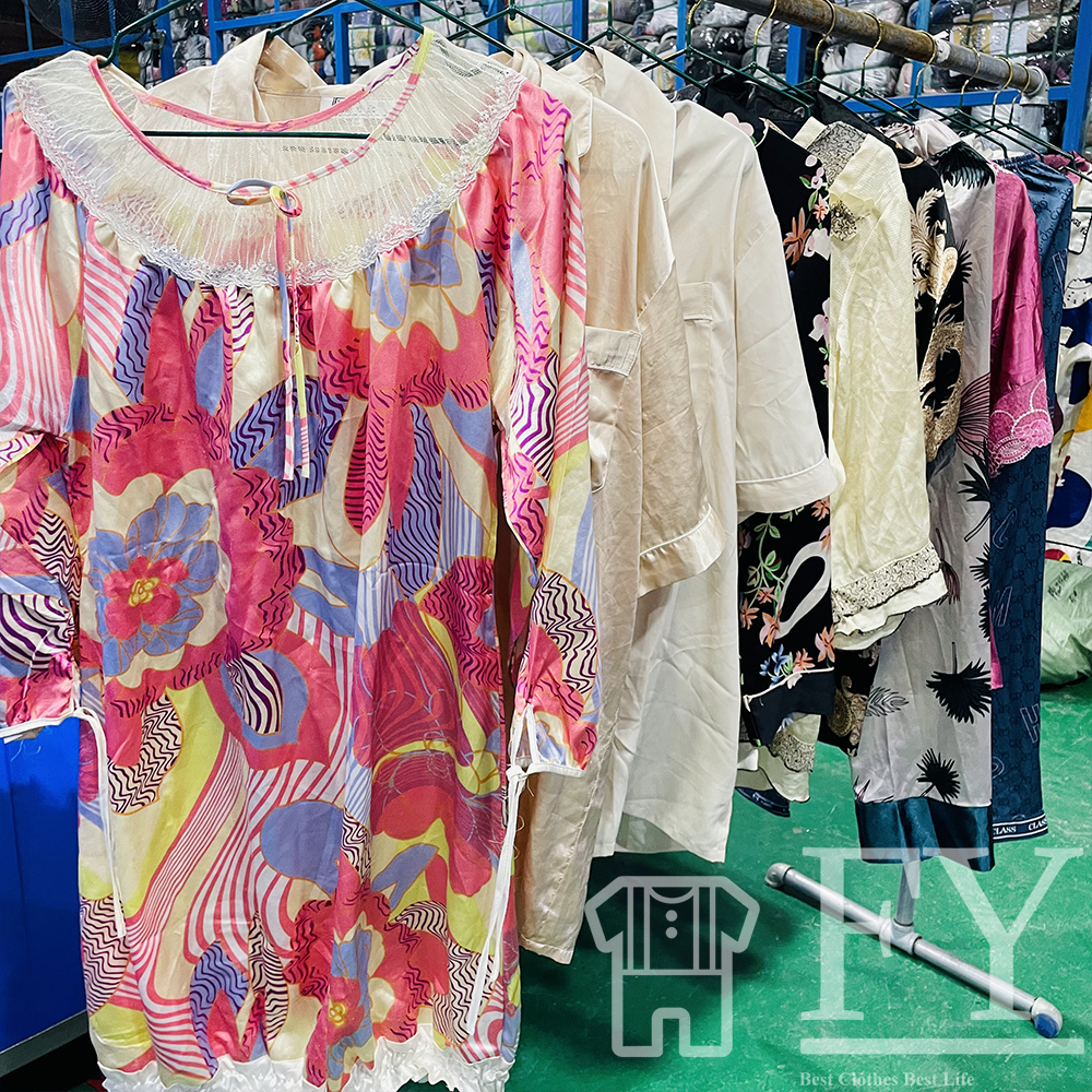 FengYang top grade popular silk womens sleepwear women used clothes bales mixed used clothing second hand nightwear pyjamas