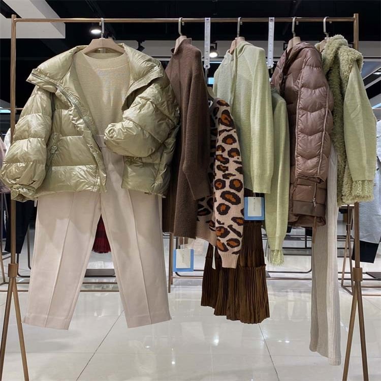 Cut Label Solid Color Used Warm Down Jacket Stock Second-hand Discount Women's Clothing Wholesale Final Clearance