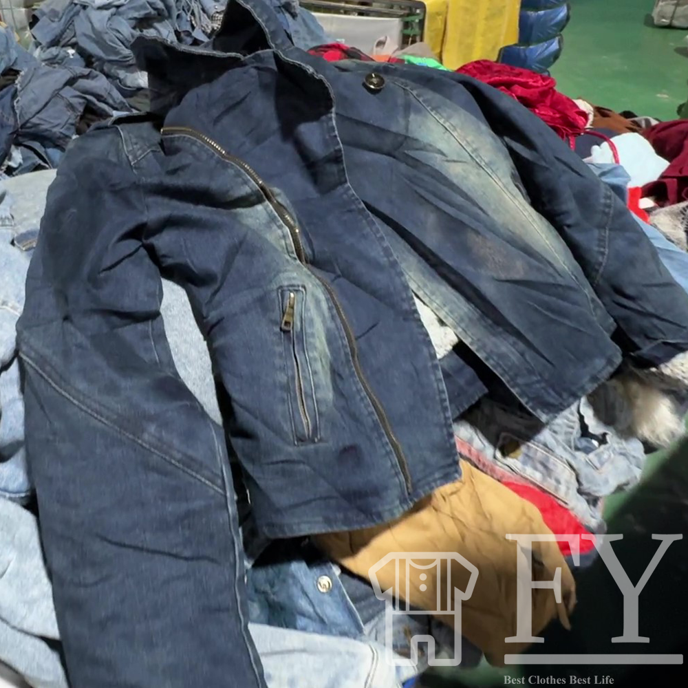 FengYang Ukay Denim Jacket with fleece Used Clothes Bales for Men Women Used Jeans for Adult Grade A Factory Outlet