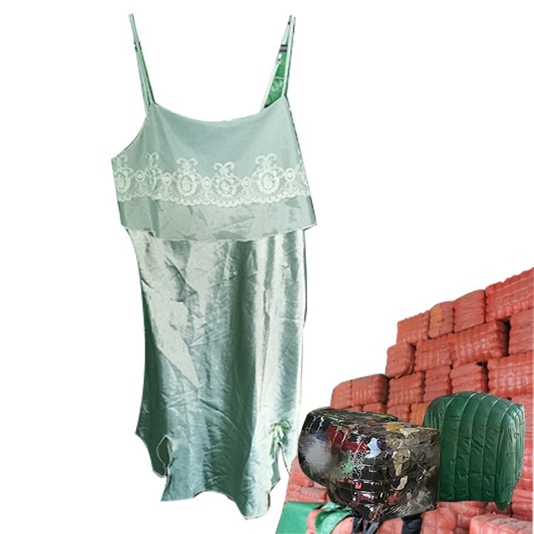 Second Hand Clothing Women's Sleepwear Silk Nightgown Bale Used Clothes Bulk Silk Pajamas Summer Dress Summer Jackets for Ladies