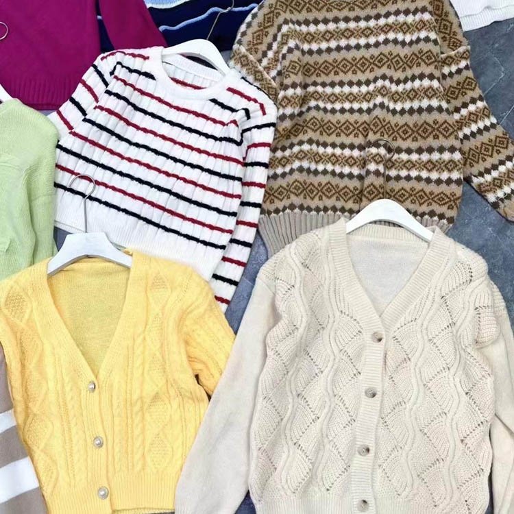 Low price A grade 45 75 90kg bales mixed clothes second hand clothings for ladies