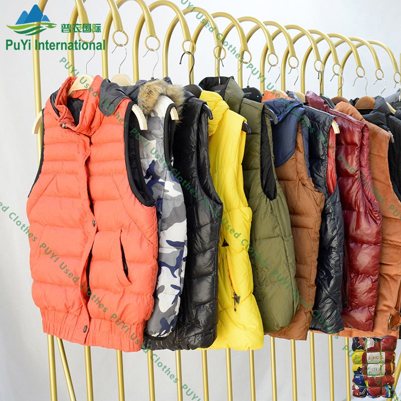 Winter waistcoat thick jacket used clothes hoodie jacket bale second hand clothes a grade from uk