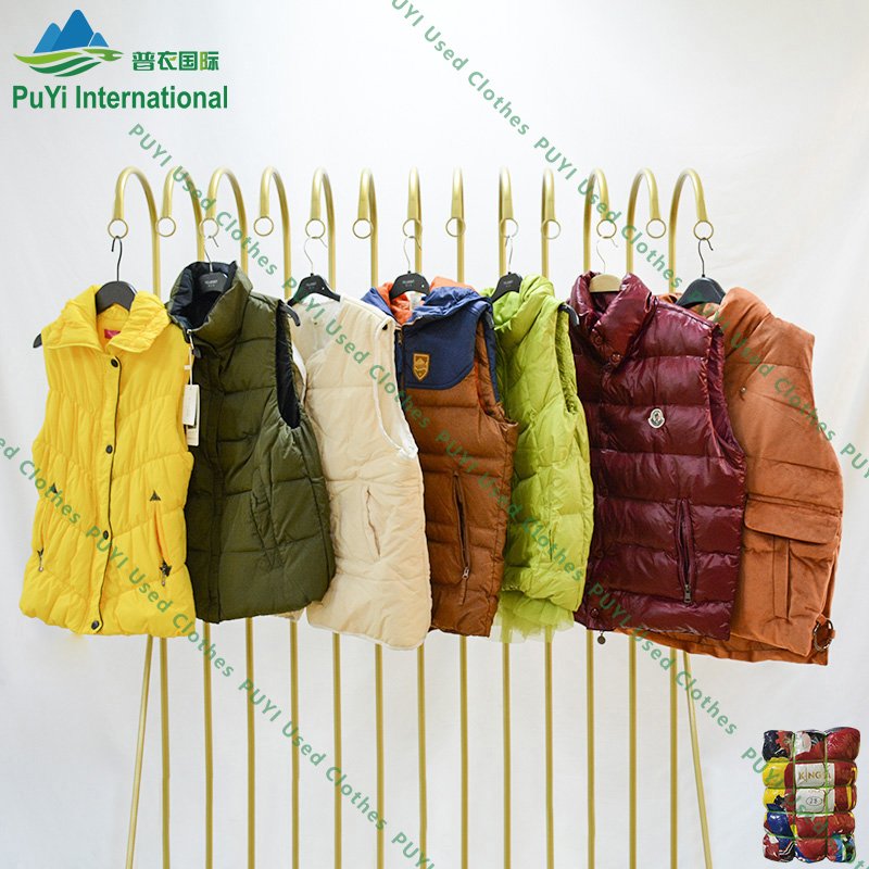 Winter waistcoat thick jacket used clothes hoodie jacket bale second hand clothes a grade from uk
