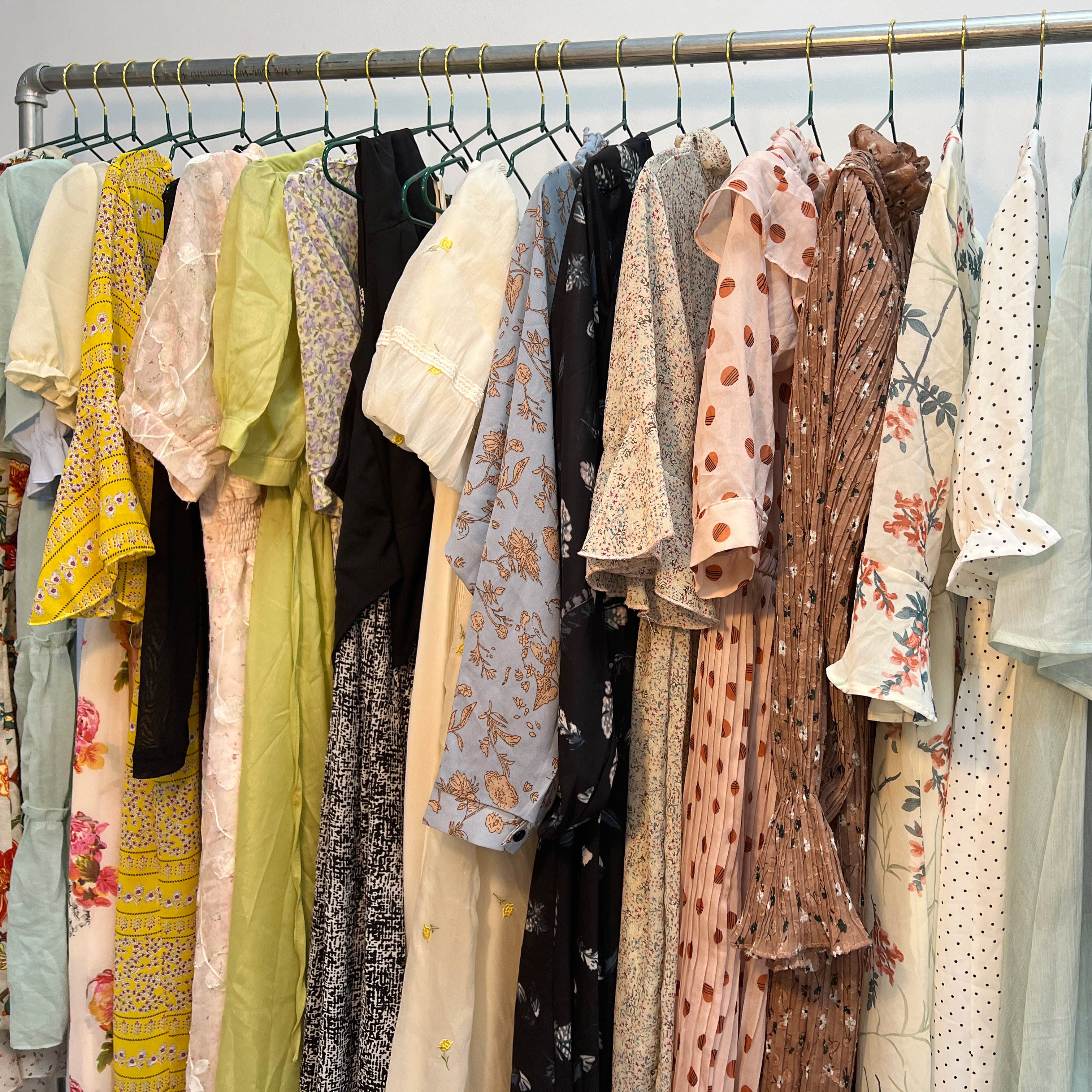 A Grade Second Hand Clothes Used Brand Clothes Wholesale Bulk Mixed Used Clothes Bales