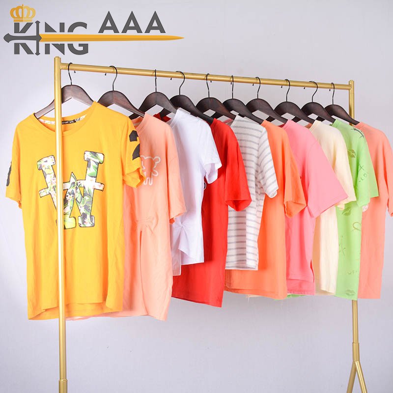 second hand preloved random women clothing in bales apparel good stock Used Clothes T-shirt women