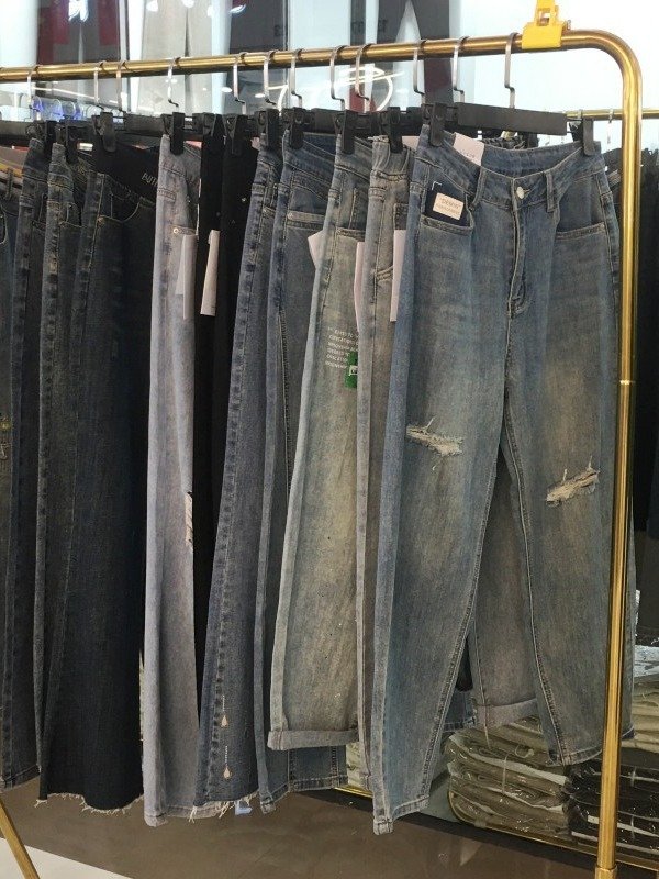 European stretch straight fashion versatile trend slim fit casual black and white Male/Female stock jeans