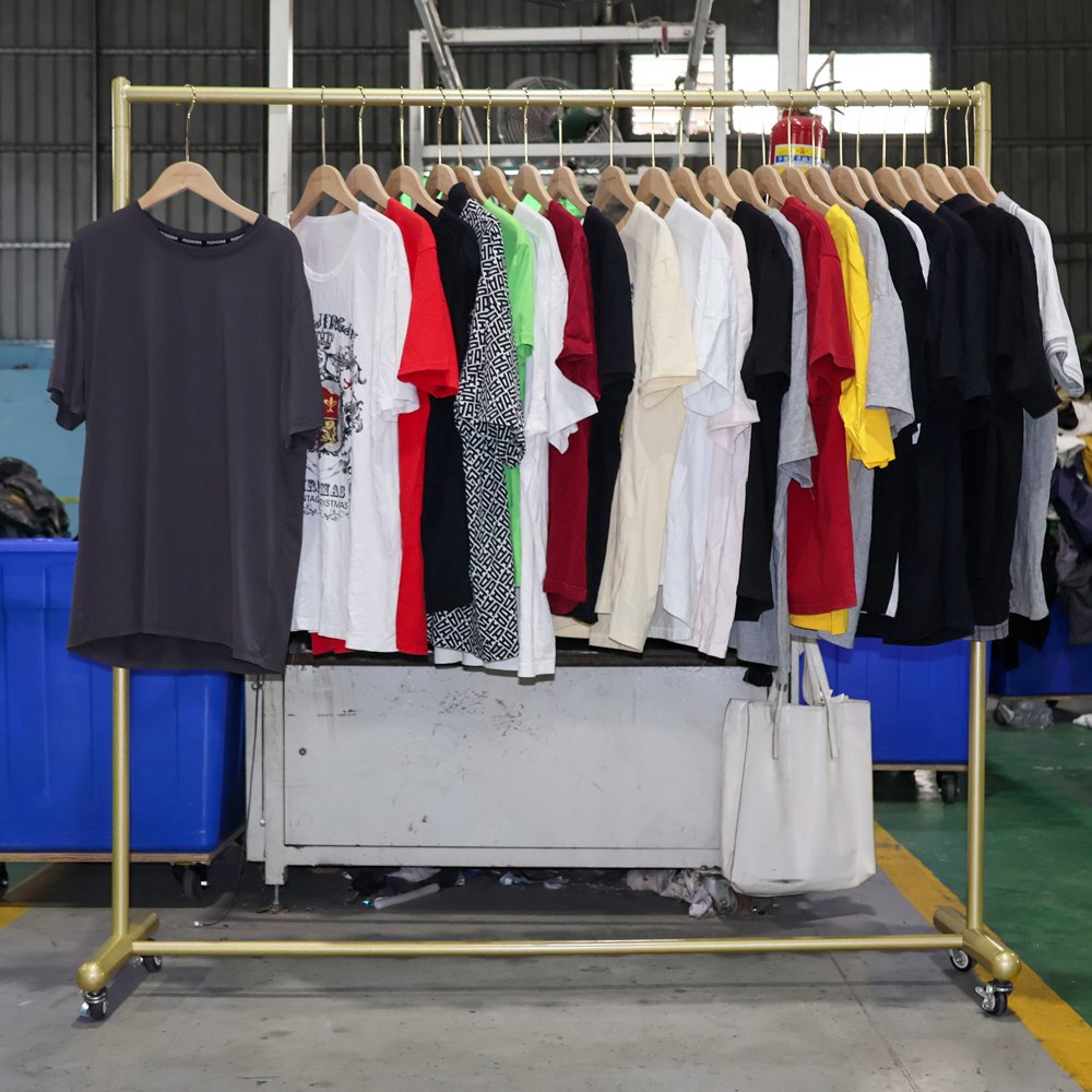 UKAY Premium Men T-Shirt Trendy Vintage T-Shirt Used Clothes Summer Top Mixed Bale High Quality Second Hand Clothes