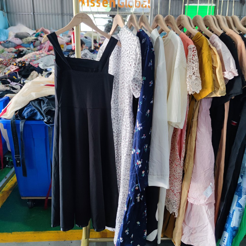 Wholesale Thrift Bales Mix Second Hand Clothes Women Used Clothing Lady Long Cotton Dresses
